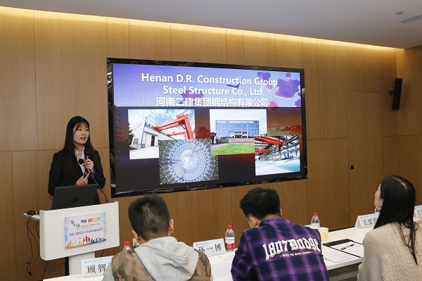 钢结构公司徐江帆先容青年人的继续作为.jpg