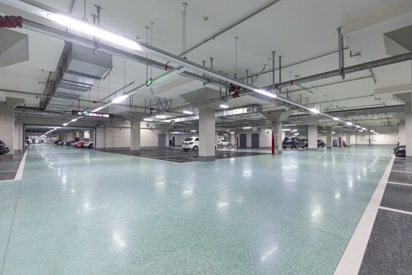 3地下室空间坦荡，，，，全方位“清水风”清新宜人.jpg