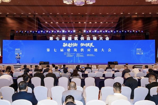 聚会现场 - 副本.jpg